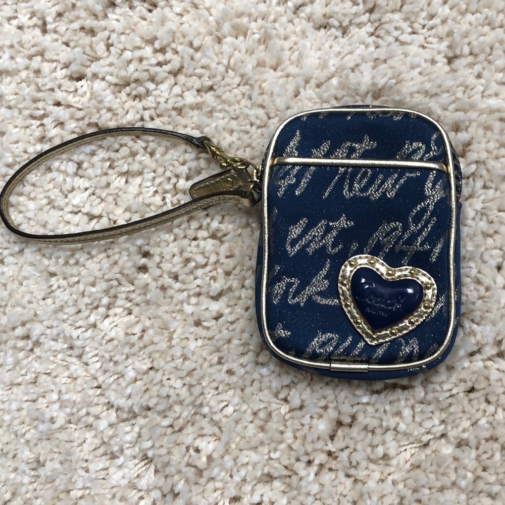 ❗️2/25❗️Coach Navy and Gold Wristlet Like New